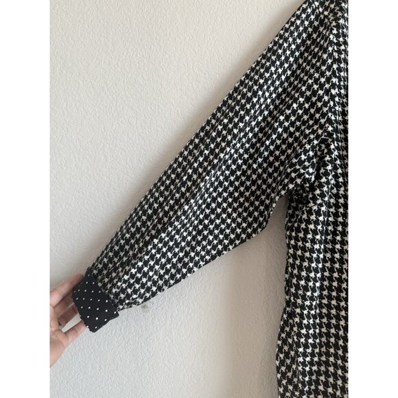 CHAPS No-Iron Button Down Black‎ White Houndstooth Contrast Cuffs Top Size 2X - Picture 4 of 10